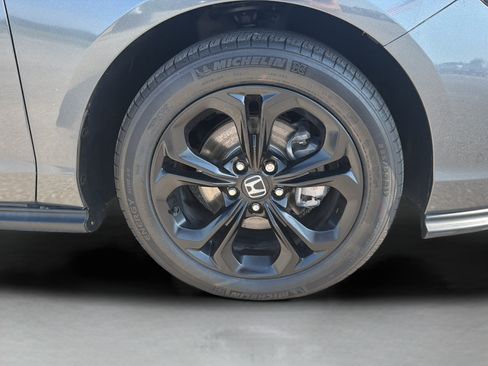 Used 2024 Honda Accord EX image 22