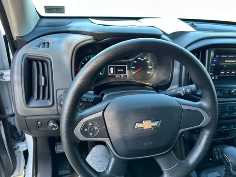 Used 2022 Chevrolet Colorado W/T w/ WT Convenience Package image 21