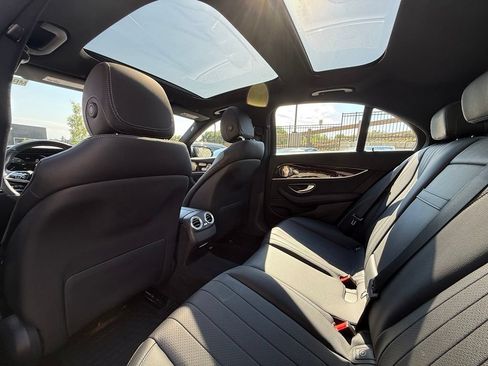Used 2023 Mercedes-Benz E 450 4MATIC Sedan image 27