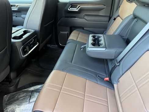 New 2025 Chevrolet Silverado 1500 High Country w/ High Country Premium Package image 15