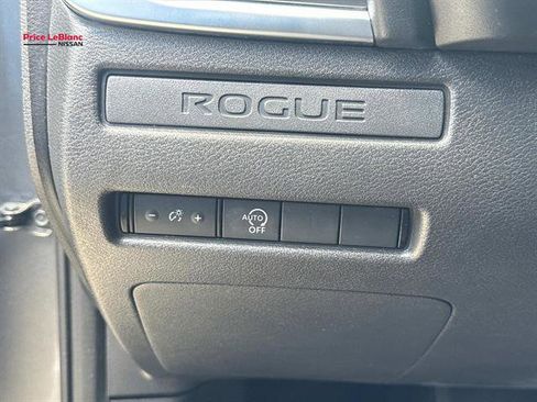 Used 2024 Nissan Rogue S FWD image 20