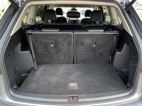 Used 2019 Volkswagen Atlas SE FWD image 11