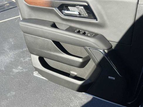 New 2026 GMC Yukon XL Denali image 14