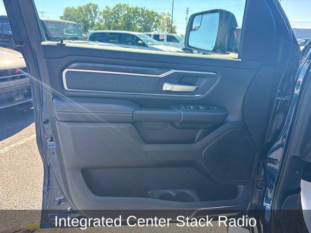 Used 2019 RAM 1500 Big Horn AWD/4WD image 11
