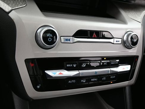 Used 2023 Ford Explorer Timberline w/ Timberline Technology Package image 21