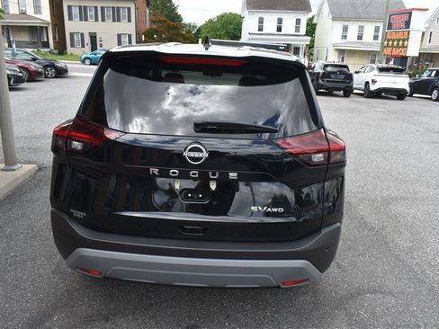 Used 2023 Nissan Rogue SV AWD/4WD image 5