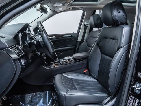 Used 2019 Mercedes-Benz GLE 43 AMG 4MATIC image 5