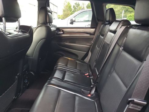Used 2019 Jeep Grand Cherokee Overland RWD image 10