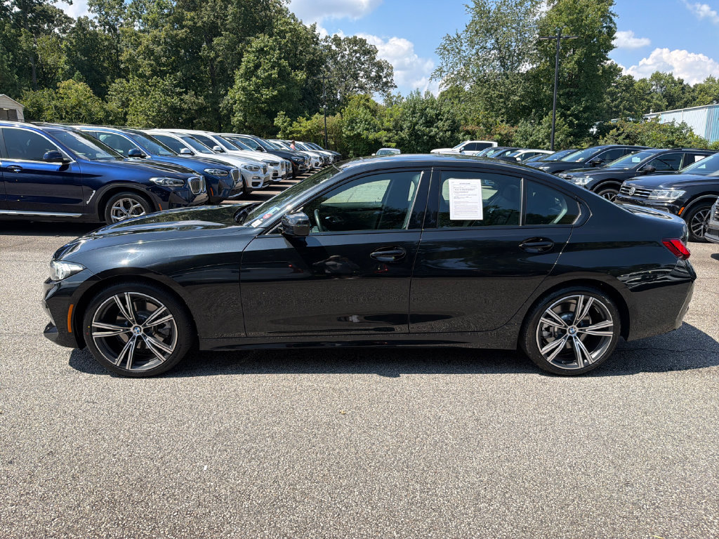 Used 2023 BMW 330i Sedan w/ Convenience Package RWD image 4