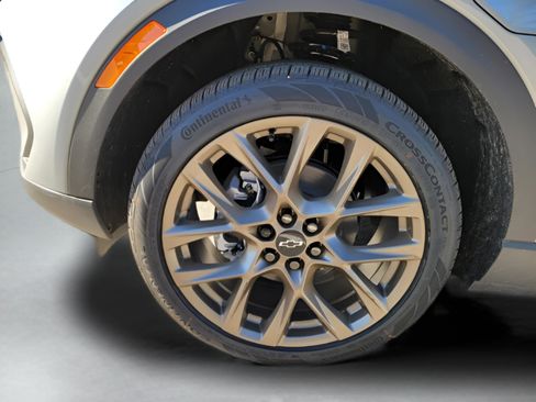 New 2026 Chevrolet Equinox EV LT image 21