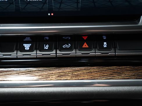 Used 2024 GMC Sierra 2500 SLE image 26