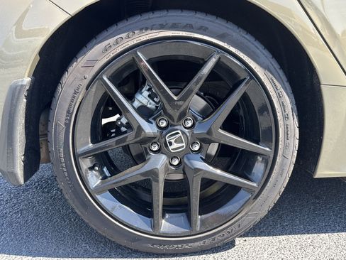 Used 2025 Honda Civic Sport image 18