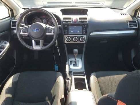 Used 2017 Subaru Crosstrek 2.0i Premium w/ Moonroof Package image 16