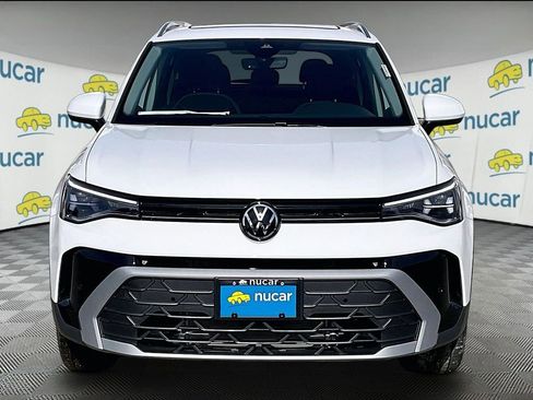 New 2026 Volkswagen Taos SE AWD/4WD image 3