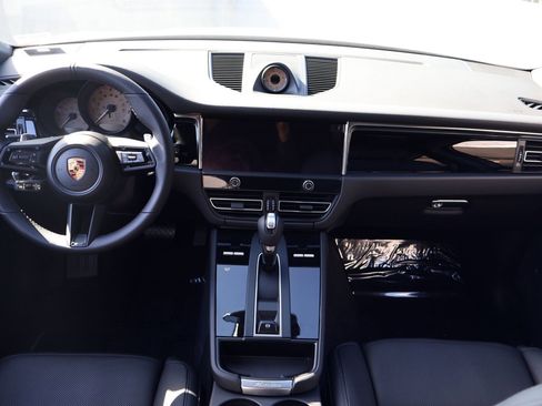 New 2026 Porsche Macan S image 22