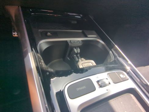 Used 2024 Mercedes-Benz EQB 300 4MATIC image 8