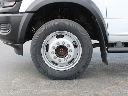 Used 2024 RAM 5500 Tradesman AWD/4WD image 34