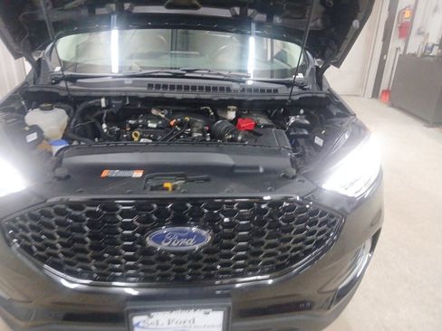 Certified 2024 Ford Edge SEL image 7