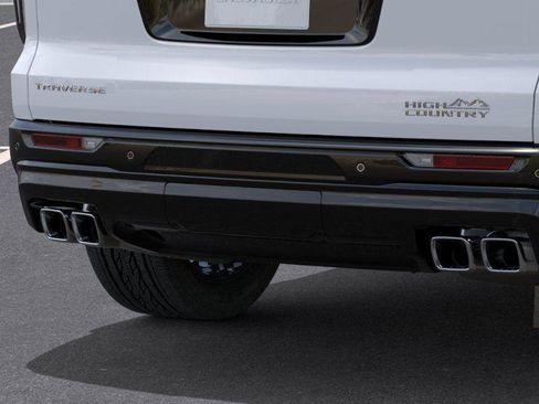 New 2026 Chevrolet Traverse High Country w/ LPO, Floor Liner Package FWD image 14