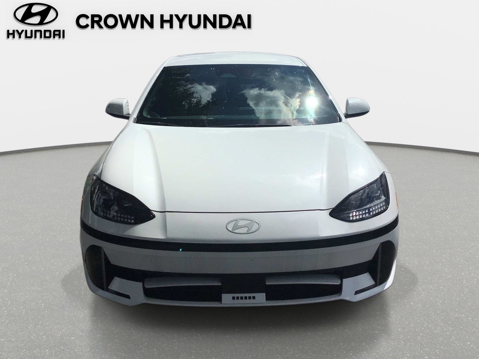 Used 2024 Hyundai Ioniq 6 SEL RWD image 2