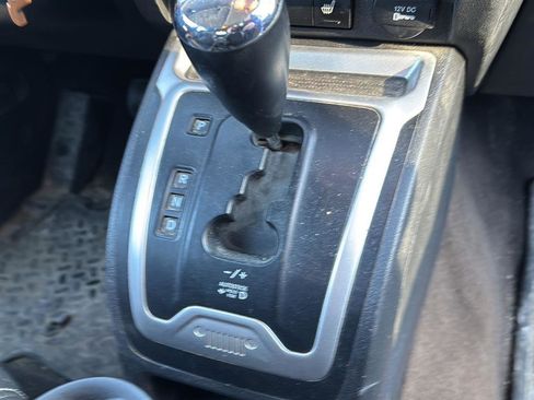 Used 2016 Jeep Compass Latitude image 10