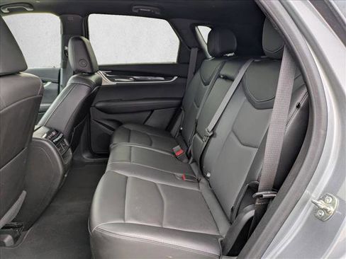 Used 2024 Cadillac XT5 Premium Luxury image 19