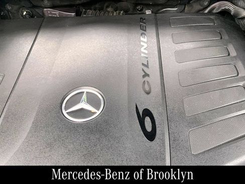 Used 2022 Mercedes-Benz GLS 450 4MATIC image 34