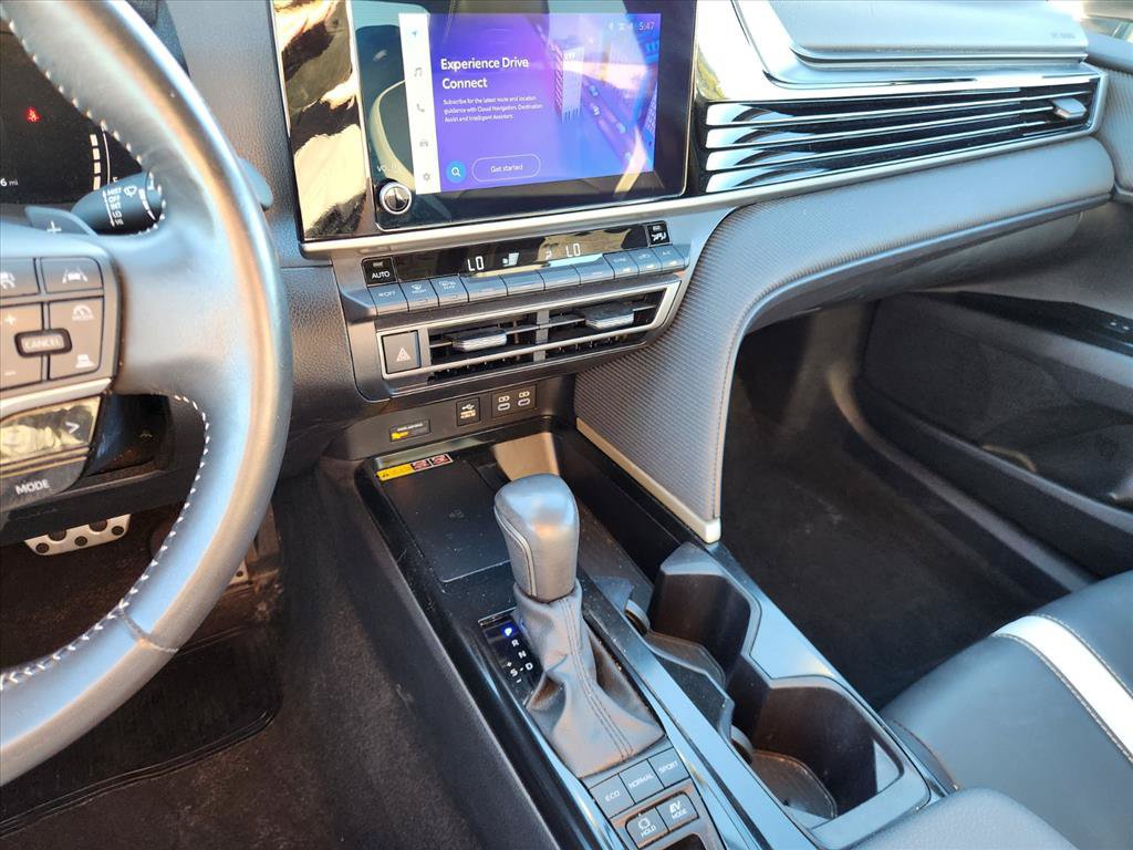 Certified 2025 Toyota Camry SE FWD image 26