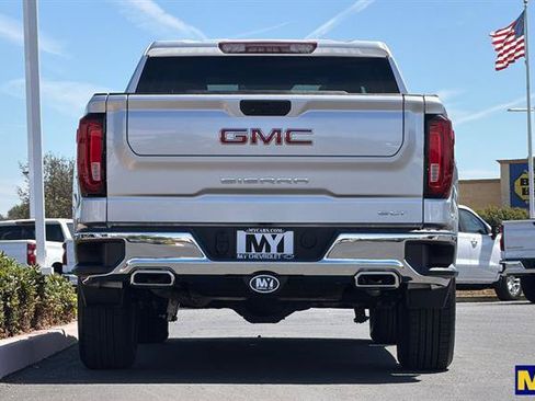 Certified 2021 GMC Sierra 1500 SLT w/ X31 Off-Road Package AWD/4WD image 5