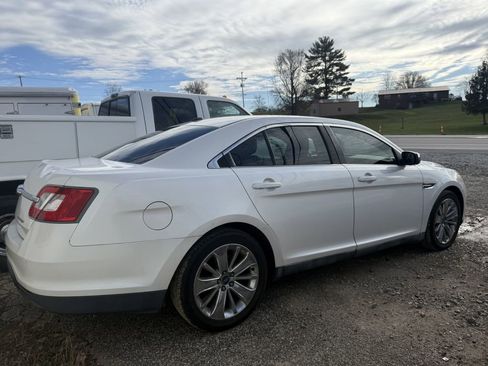 Used 2010 Ford Taurus Limited image 3