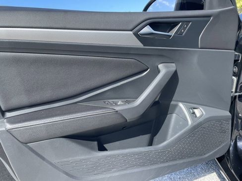 Used 2023 Volkswagen Jetta Sport image 21