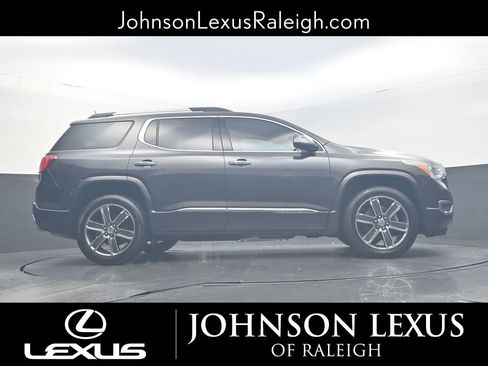 Used 2017 GMC Acadia Denali w/ Technology Package image 20