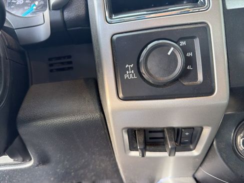 Used 2019 Ford F350 Lariat w/ Chrome Package image 15