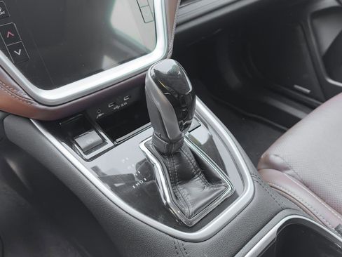 Used 2021 Subaru Outback Touring XT image 18