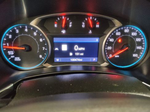 Used 2020 Chevrolet Equinox Premier image 23