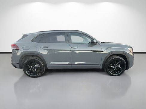 New 2026 Volkswagen Atlas Cross Sport SEL R-Line image 2