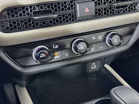 Certified 2024 Honda HR-V LX image 15
