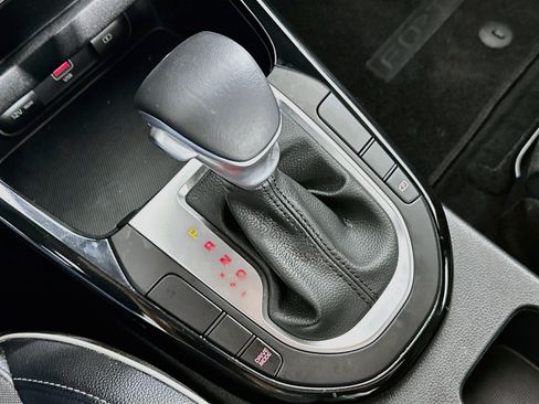 Used 2024 Kia Forte GT-Line FWD image 25
