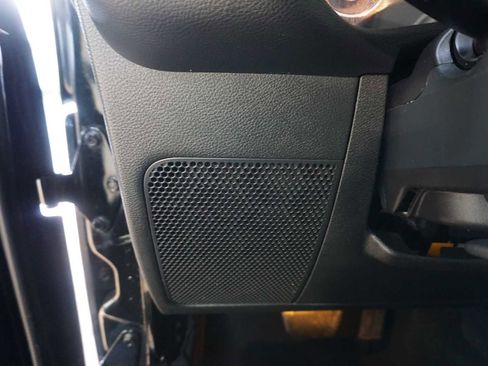 Used 2018 Jeep Wrangler Unlimited Sport S image 26