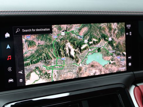 Certified 2025 Porsche Panamera 4 image 20