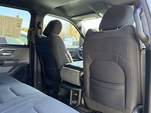 Used 2022 RAM 1500 Big Horn image 13