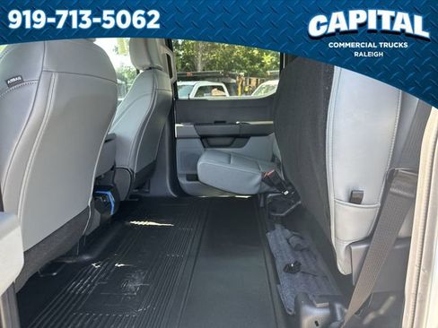 New 2025 Ford F550 4x4 Crew Cab image 17