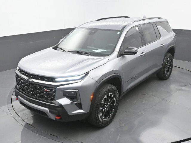 Used 2024 Chevrolet Traverse Z71 w/ Enhanced Driving Package AWD/4WD image 32