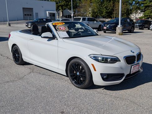 Used 2019 BMW 230i xDrive Convertible w/ Convenience Package image 3