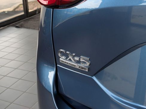 Used 2021 MAZDA CX-5 Signature AWD/4WD image 4