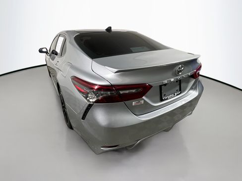 Used 2021 Toyota Camry XSE FWD image 8