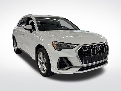 Certified 2022 Audi Q3 2.0T Premium w/ Convenience Package image 7