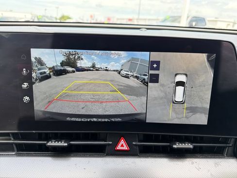 Certified 2023 Kia Sportage SX FWD image 13