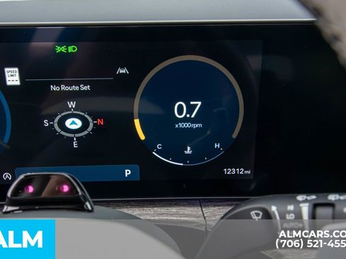 Used 2024 Hyundai Santa Fe Calligraphy image 50