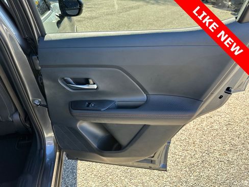 Certified 2025 Nissan Kicks SR image 16